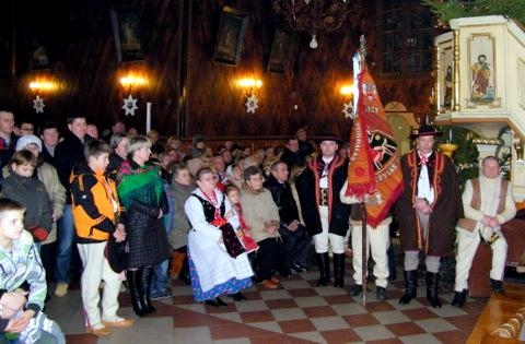 „Bóg się rodzi „ – Pasterka Góralska w Żabnicy po raz kolejny