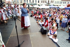 I Dzień Folkloru Dziecięcego - zdjęcie3