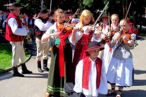 Dożynki Gminne w Rajczy - 30 wrzesień 2009 r - zdjęcie4