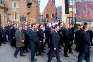 Pogrzeb  Prezydenta RP Lecha Kaczyńskiego w raz z małżonką - zdjęcie18