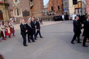 Pogrzeb  Prezydenta RP Lecha Kaczyńskiego w raz z małżonką - zdjęcie12