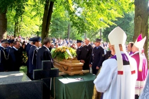 Ks. Kanonik Stanisław Wardyński odszedł do Domu Pana - zdjęcie3